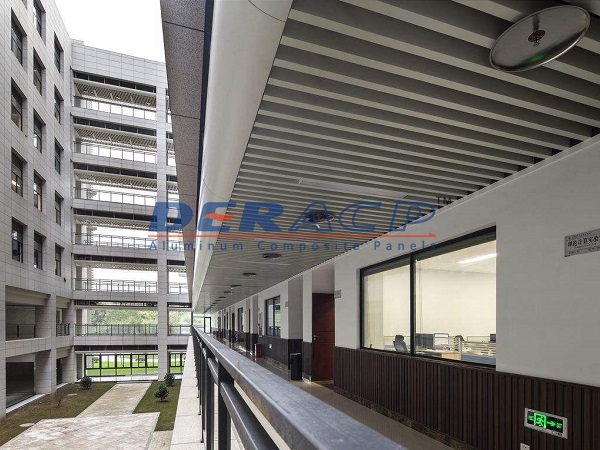 Paneles decorativos de la pared interior del techo